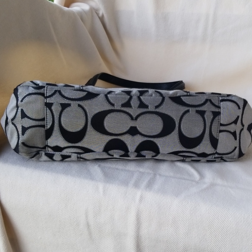 Coach tote - Picture 5 of 7